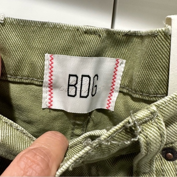 BDG Urban Outfitters Dropped Waist Destroy Short Size 25 - Picture 6 of 9